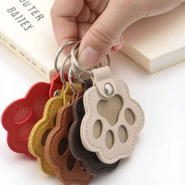 Leather Memorial Pet Hair Storage Bag Cat Paw Keychain Handmade Homemade Pet Memorial Keychain - Image 2